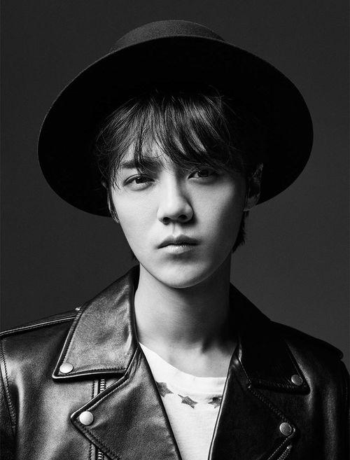 明星价格表 =明星明星宣布新作,揭秘明星价格表背后的秘密